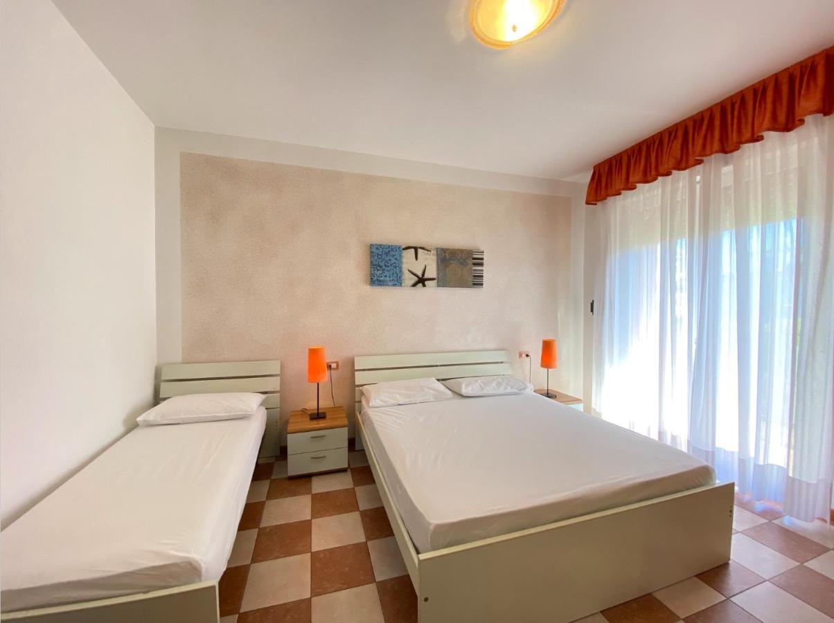 Appartamenti Adriana Carraro Immobiliare - Family Apartments Lido di Jesolo Dış mekan fotoğraf