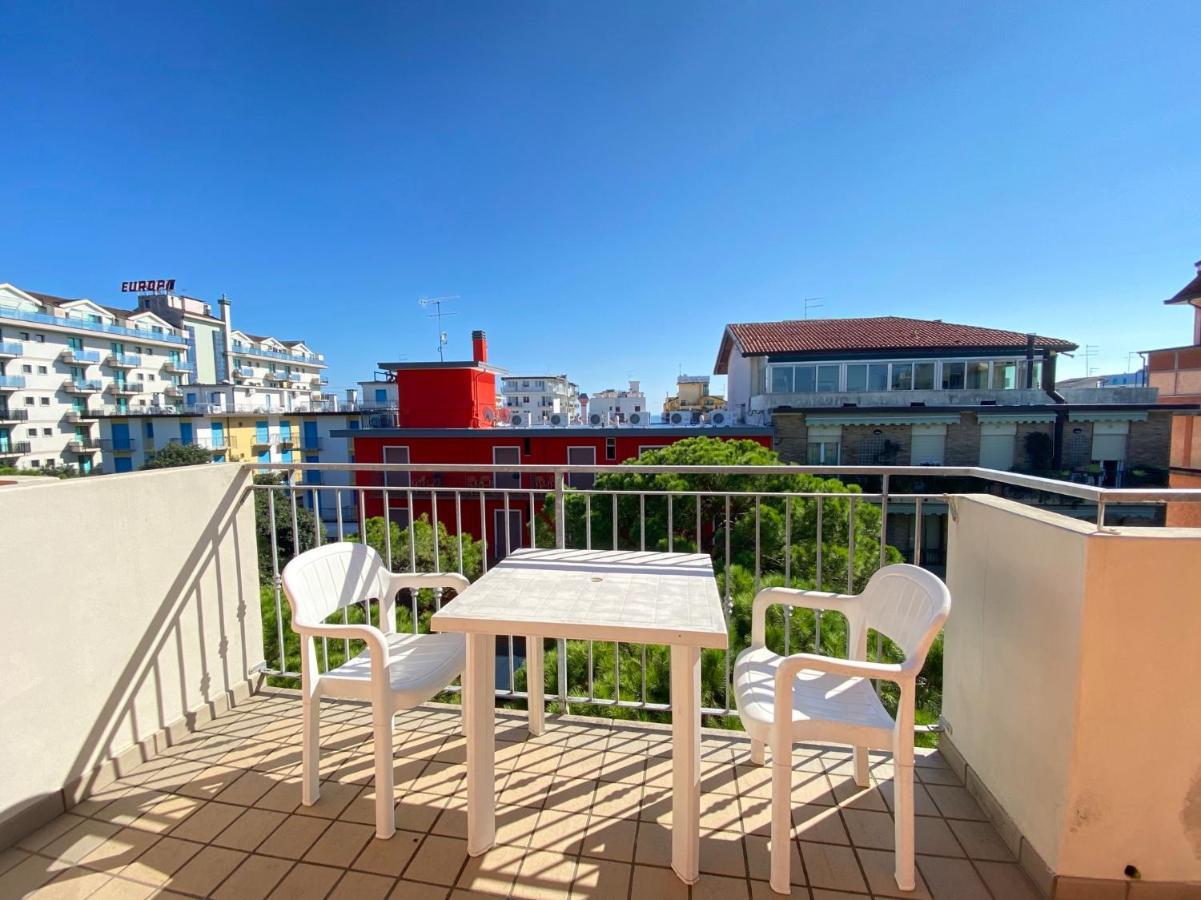 Appartamenti Adriana Carraro Immobiliare - Family Apartments Lido di Jesolo Dış mekan fotoğraf